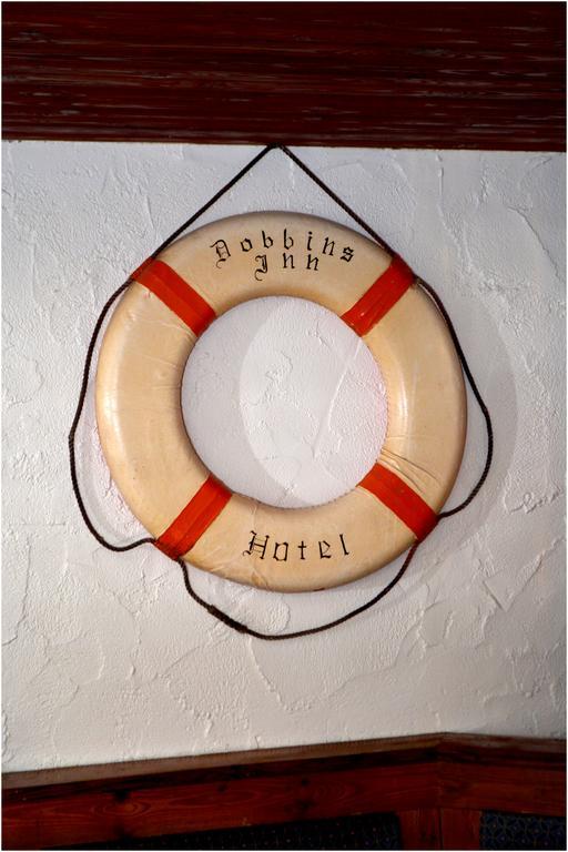 Dobbins Inn Carrickfergus Exteriör bild