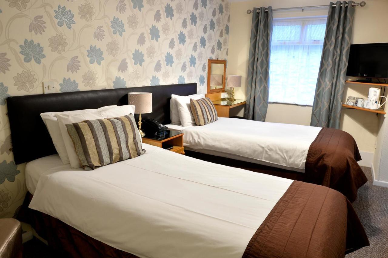 Dobbins Inn Carrickfergus Exteriör bild