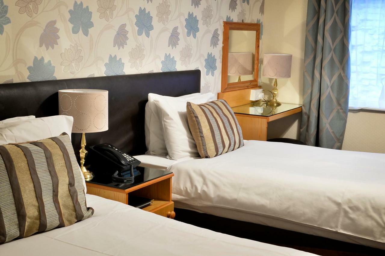 Dobbins Inn Carrickfergus Exteriör bild